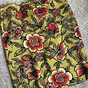 Loft green floral pencil skirt size 8